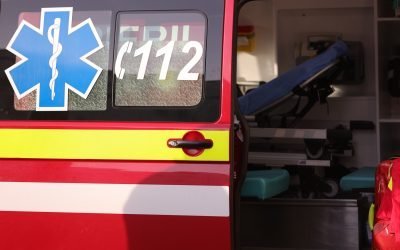 Două decese în bihor după prăbușirea unei motoparapante