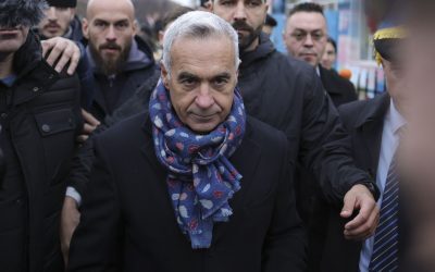 Înalta Curte de Casație și Justiție dă în judecată Guvernul pentru restanțe salariale Fostul candidat la președinție, Călin Georgescu, a anunțat încă de la sfârșitul lunii martie că Înalta Curte de Casație și Justiție (ÎCCJ) pregătește o acțiune în instanță împotriva Guvernului pentru neplata drepturilor salariale restante