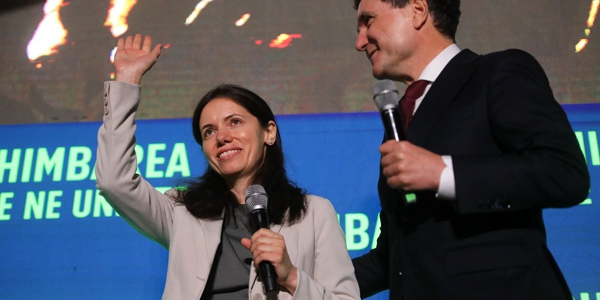 Nicușor Dan o numește pe parteneră ”prima doamnă”