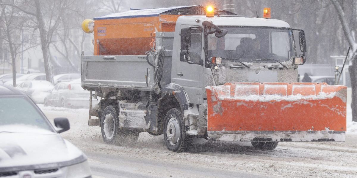Poluare atmosferică crescută în București: Garda de Mediu investighează sursele Bucureștiul se confruntă cu o creștere a poluării atmosferice, în special din cauza particulelor în suspensie (PM10 și PM2,5)