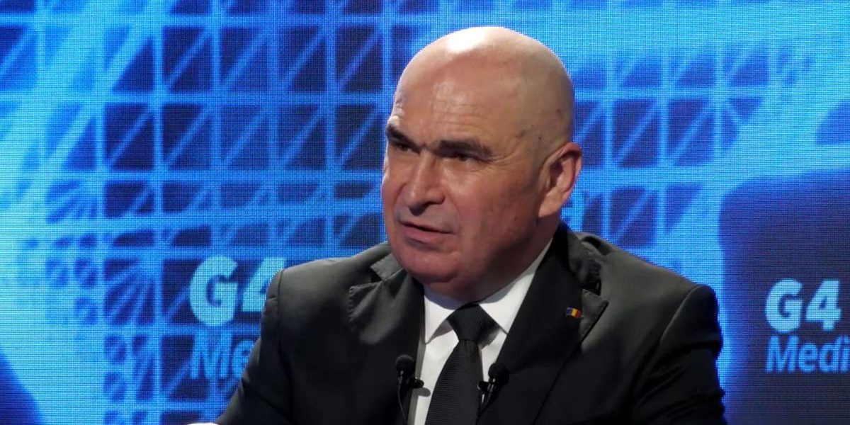 Bolojan: PSD va suporta consecințele unei eventuale crize politice Premierul Ilie Bolojan a abordat într-un interviu pentru G4Media o serie de subiecte de actualitate, de la posibile măsuri pentru reducerea prețurilor la carburanți și reforme guvernamentale, până la eventualitatea unei crize politice generate de PSD