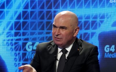 Bolojan: PSD va suporta consecințele unei eventuale crize politice Premierul Ilie Bolojan a abordat într-un interviu pentru G4Media o serie de subiecte de actualitate, de la posibile măsuri pentru reducerea prețurilor la carburanți și reforme guvernamentale, până la eventualitatea unei crize politice generate de PSD