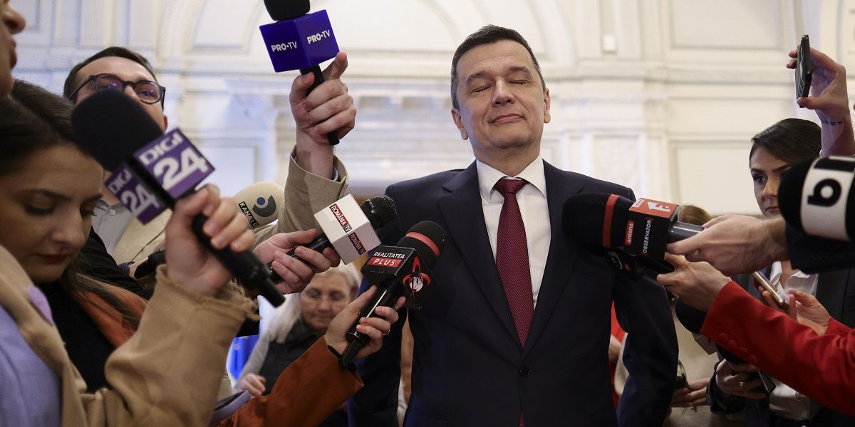 Grindeanu somează guvernul să scadă prețul carburanților
