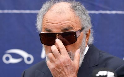 Țiriac a cumpărat o lucrare de-a Alessiei Năstase, fiica lui Ilie Năstase Omul de afaceri Ion Țiriac a achiziționat o serigrafie realizată de Alessia Năstase, fiica fostului mare tenismen Ilie Năstase