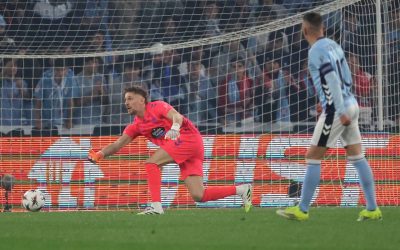 Gafa lui Ionuț Radu, criticată dur de presa spaniolă Ionuț Radu, portarul român al echipei Celta Vigo, a fost protagonistul unei gafe incredibile în meciul cu Olympique Lyon, din optimile Europa League