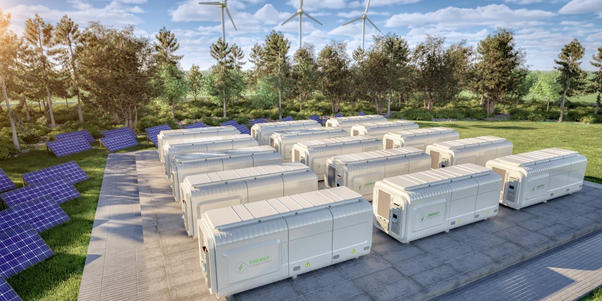 România va primi 150 de milioane de euro pentru investiții în stocarea energiei Comisia Europeană a aprobat schema de sprijin pentru România, care va permite țării să investească într-un sistem de stocare a energiei electrice