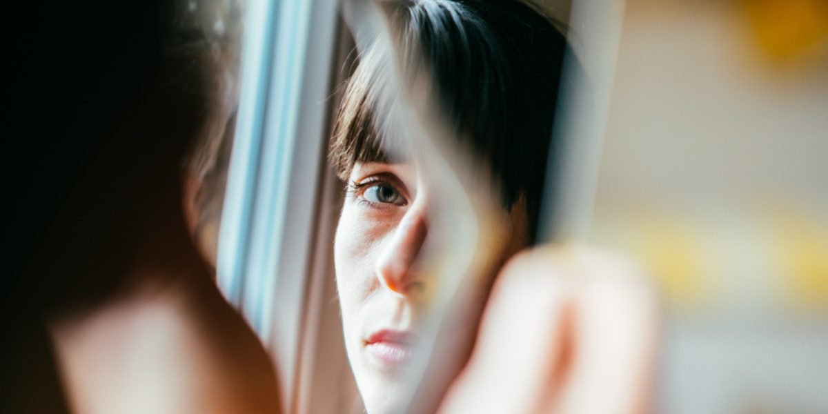 Depresia în România: Sistemul de sănătate luptă cu un număr mare de pacienți Problemele de sănătate mintală sunt o preocupare majoră la nivel global, iar România se confruntă cu dificultăți în gestionarea numărului mare de cazuri, chiar dacă statisticile arată că un număr semnificativ de oameni suferă de depresie