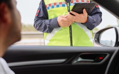 Amenzi usturătoare pentru cei care nu poartă centura de siguranță: ce spune poliția rutieră Purtarea centurii de siguranță este obligatorie prin lege, dar mulți șoferi și pasageri ignoră această regulă esențială pentru siguranța rutieră