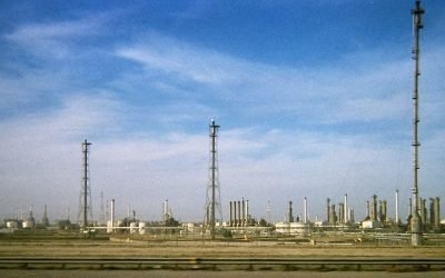 Kuwait Petroleum își adaptează producția de petrol în urma unor măsuri de precauție Compania petrolieră națională din Kuwait, KPC (Kuwait Petroleum Corporation), a anunțat recent ajustări ale producției de petrol, ca parte a unei strategii de gestionare a riscurilor