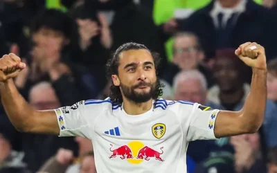 Leeds United înfruntă Brentford într-un meci crucial pentru ambele echipe, sâmbătă seară, pe Elland Road