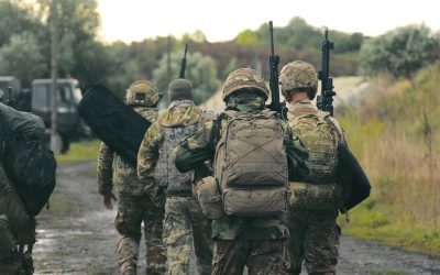 Croația reintroduce serviciul militar obligatoriu, pe fondul tensiunilor geopolitice Croația reintroduce serviciul militar obligatoriu, începând de luni, un program de pregătire de bază de două luni fiind lansat pentru tinerii recruți