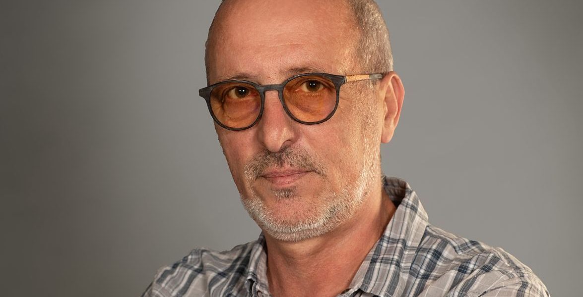 Evaluările pentru funcțiile cheie din parchete: cine merge mai departe Audierile candidaților pentru funcțiile de conducere din parchetele românești în fața Secției pentru procurori a Consiliului Superior al Magistraturii (CSM) au revelat o gamă largă de performanțe