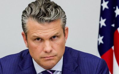 Secretarul american al Apărării, Pete Hegseth, a convocat pentru o discuție urgentă CEO-ul Anthropic, Dario Amodei, din cauza refuzului companiei de a permite anumite utilizări ale inteligenței artificiale dezvoltate de aceasta