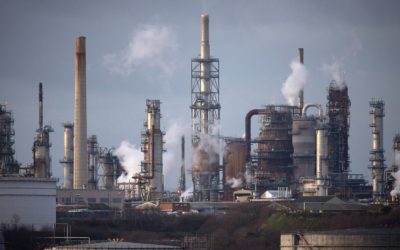 Aprovizionarea cu combustibil, asigurată: România nu depinde de rafinăria saudită afectată de război Ministrul Energiei, Bogdan Ivan, a declarat luni, la Digi24, că România nu se confruntă cu probleme de aprovizionare cu combustibil, în ciuda conflictului din Orientul Mijlociu