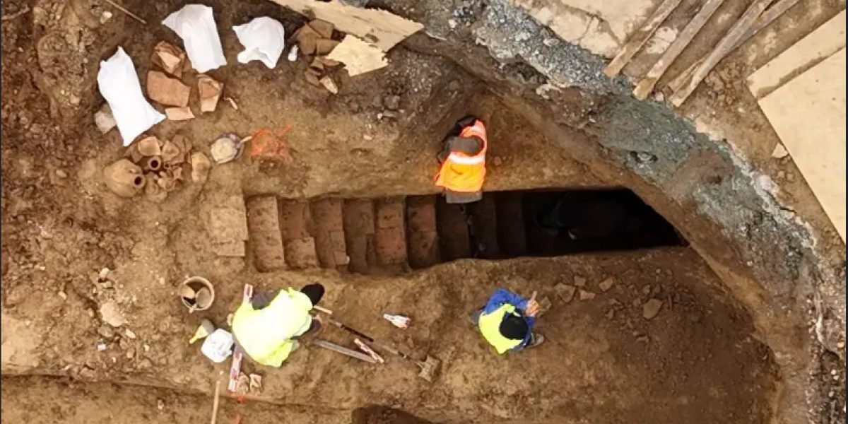 Morminte romane descoperite la Constanța: Primăria acuză întârzieri și pierderi.