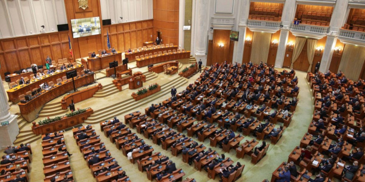 Bugetul de stat a ajuns în Parlament: Votează joi Guvernul a trimis spre dezbatere în Parlament proiectul legii bugetului de stat