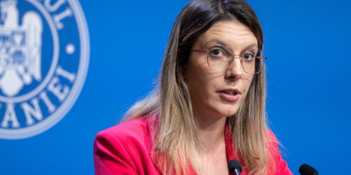 Ministrul Mediului, despre rezervorul ilegal de gaz din Năvodari: „Toată lumea știa” Diana Buzoianu, ministrul Mediului, a declarat într-un interviu pentru Digi24 că autoritățile continuă controalele pe plajele din Năvodari