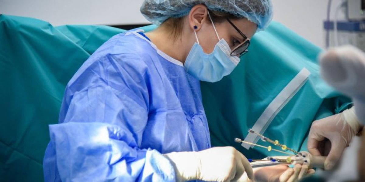 Un diagnostic neașteptat a schimbat radical viața unei tinere de 32 de ani Alina, o tânără de 32 de ani, a primit un diagnostic crunt, cancer de col uterin, care i-a schimbat radical viața