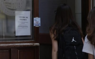 Simulare la matematică pentru Bacalaureatul din 2026: Elevii de clasa a XII-a au încheiat testarea București – Elevii de clasa a XII-a au susținut marți, 24 martie, simularea examenului de Bacalaureat 2026 la proba obligatorie a profilului, Matematică