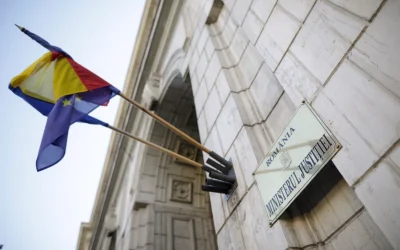 Ministerul Justiției reia interviurile pentru șefia parchetelor Ministerul Justiției a anunțat, marți seară, că va relua interviurile cu procurorii care au primit aviz negativ din partea Secției pentru procurori a Consiliului Superior al Magistraturii (CSM)