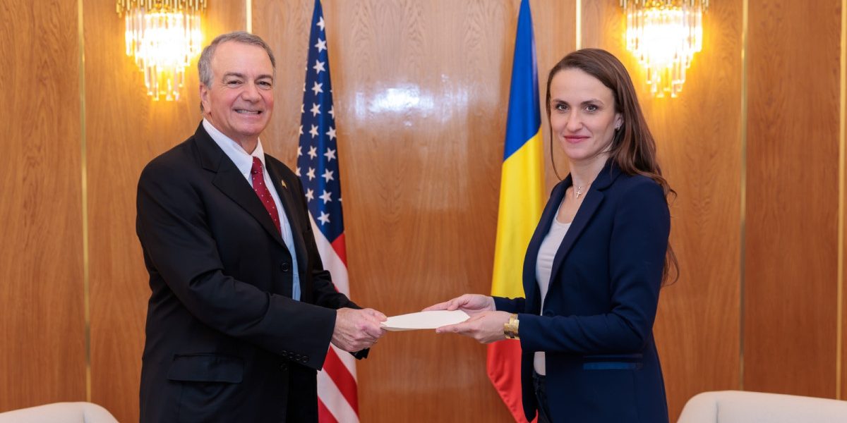 Ambasadorul SUA, Darryl Nirenberg, s-a întâlnit cu ministrul Oana Țoiu pentru a discuta despre consolidarea parteneriatului strategic dintre România și Statele Unite