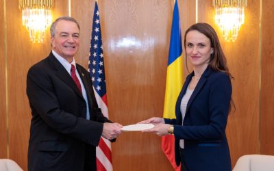 Ambasadorul SUA, Darryl Nirenberg, s-a întâlnit cu ministrul Oana Țoiu pentru a discuta despre consolidarea parteneriatului strategic dintre România și Statele Unite