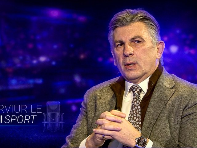 Ionuț Lupescu, despre o carieră de succes, ascunsă sub umbra unei funcții ratate Fostul mare fotbalist Ionuț Lupescu a oferit un interviu amplu în cadrul emisiunii „Interviurile DigiSport”, unde a vorbit despre cariera sa, de la primele contacte cu fotbalul, până la experiențele din străinătate și eșecul din postura de candidat la președinția FRF