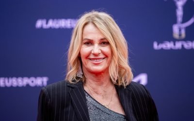 Nadia Comăneci, emoții de 1 Martie alături de mama sa, Ștefania Fosta mare gimnastă Nadia Comăneci a petrecut timp prețios cu mama sa, Ștefania, cu ocazia zilei de 1 Martie și a aniversării de 85 de ani a acesteia