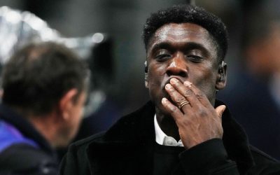 Kluivert și Seedorf, alături de Surinam în tentativa de calificare la Cupa Mondială 2026 Echipa națională de fotbal a Surinamului va beneficia de sprijinul a două nume mari ale fotbalului internațional în tentativa de a obține calificarea la Cupa Mondială din 2026