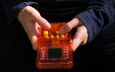 Tetris, un aliat neașteptat în lupta cu PTSD-ul: Un studiu revoluționar Un studiu realizat de cercetători suedezi a demonstrat capacitatea jocului Tetris de a reduce simptomele tulburării de stres post-traumatic (PTSD)