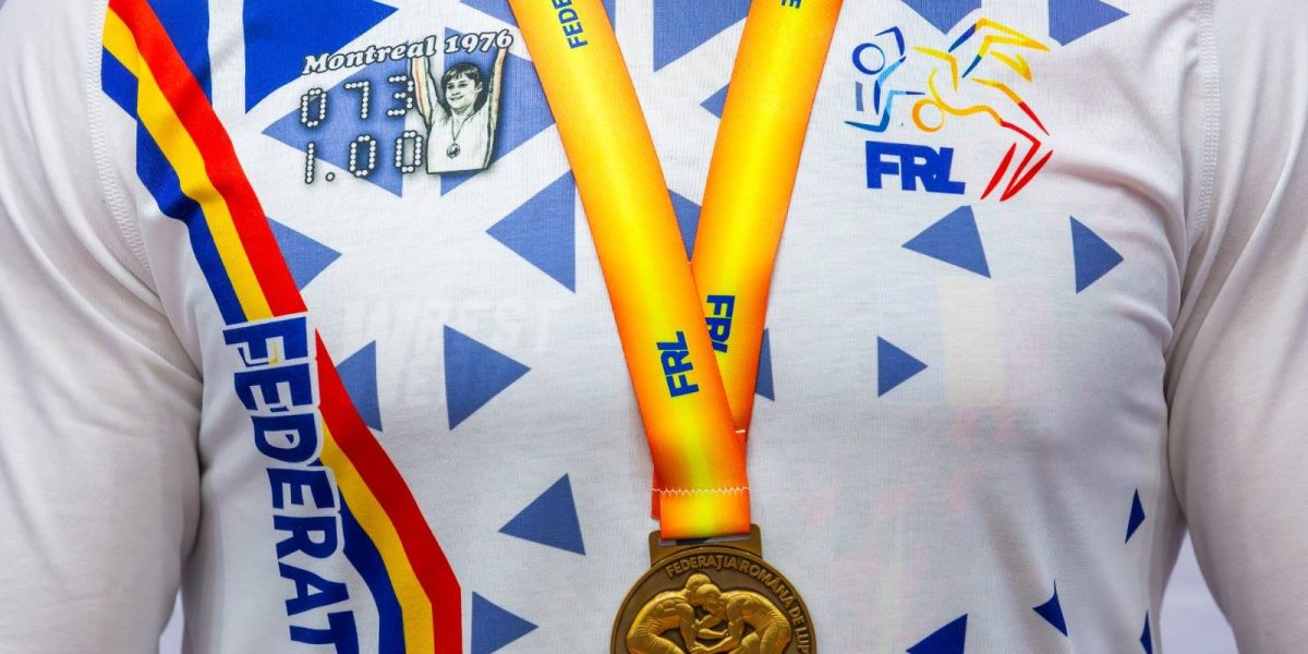 Federația Română de Lupte onorează performanța istorică a Nadiei Comăneci La jumătate de secol de la momentul istoric al primei note de zece din istoria gimnasticii, obținută de Nadia Comăneci la Jocurile Olimpice de la Montreal, Federația Română de Lupte (FR de Lupte) a luat o decizie inedită pentru a celebra acest eveniment