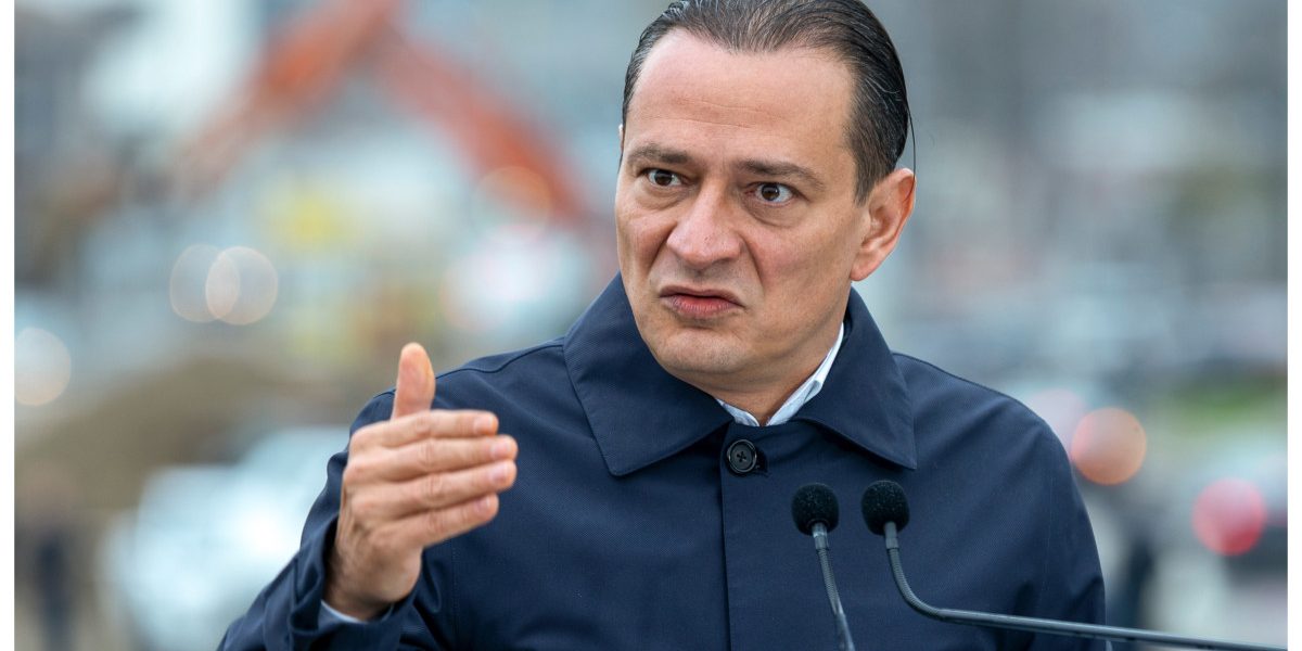 Băluță îl atacă pe Bolojan: „Frânează dezvoltarea României, și-a dovedit limitele”