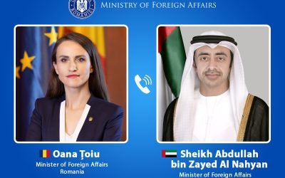 Oana Țoiu, ministrul român de externe, a discutat luni seara cu șeicul Abdullah bin Zayed Al Nahyan, omologul său din Emiratele Arabe Unite (EAU), despre situația cetățenilor români blocați în Dubai și Abu Dhabi, pe fondul tensiunilor regionale