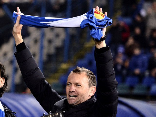 Craiova visează la event: Gică Craioveanu, optimist înaintea play-off-ului Universitatea Craiova, lider detașat în SuperLiga, a confirmat forma excelentă din acest sezon și în Cupa României, unde s-a calificat în semifinale