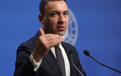 România are stocuri de carburanți pentru cinci luni, afirmă ministrul energiei Ministrul Energiei, Bogdan Ivan, a declarat că România dispune de stocuri de carburanți care ar putea acoperi necesarul țării timp de aproximativ cinci luni, în ipoteza în care importurile și producția internă ar fi sistate