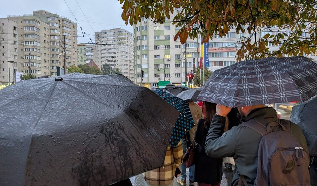Vremea capricioasă de Paște: Meteorologii anunță schimbări bruște de temperatură și ploi frecvente Meteorologii au emis prognoza meteo pentru perioada 30 martie – 12 aprilie, care include sărbătorile pascale, atât pe cele catolice, cât și pe cele ortodoxe