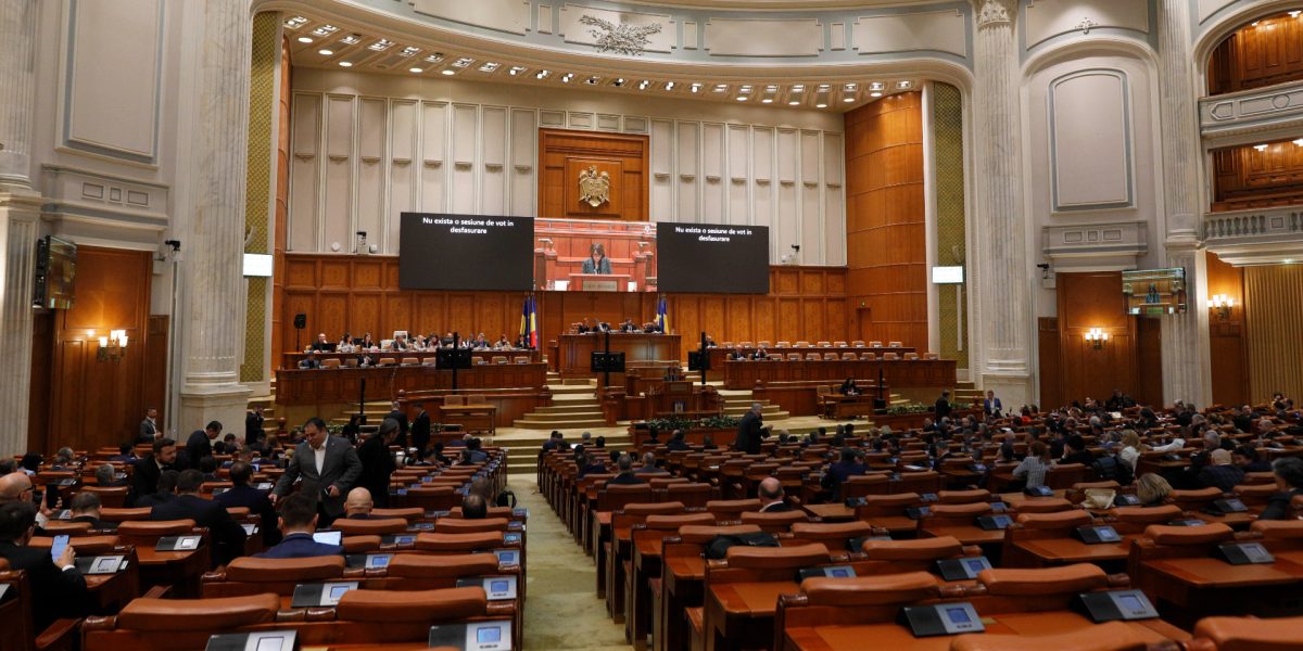Maratonul bugetului de stat pe 2026 începe la Parlament De mâine, Parlamentul României intră în febra dezbaterilor pe marginea bugetului de stat pentru anul 2026