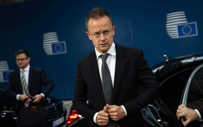 Szijjarto: Zelenski ar fi amenințat cu moartea premierul ungar Orban Ministrul de Externe al Ungariei, Peter Szijjarto, a reacționat dur la declarațiile președintelui ucrainean Volodimir Zelenski