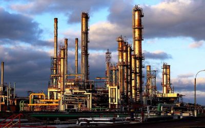 Petromidia, în revizie: Rompetrol îl contrazice pe ministrul Energiei Rafinăria Petromidia, cea mai mare din România, se află în prezent într-o revizie tehnică programată, contrar declarațiilor ministrului Energiei, Bogdan Ivan, care a afirmat recent că a amânat temporar aceste lucrări