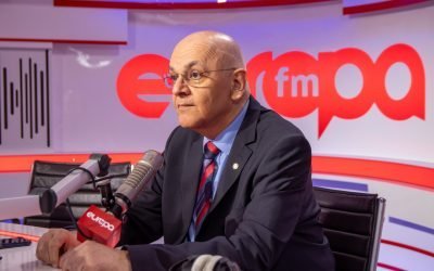 Arafat: România, mai pregătită pentru cutremure, dar nu suficient La 47 de ani de la seismul devastator din 1977, România este mai bine echipată pentru a face față unui cutremur major, dar încă mai are de lucru, a declarat șeful Departamentului pentru Situații de Urgență (DSU), Raed Arafat