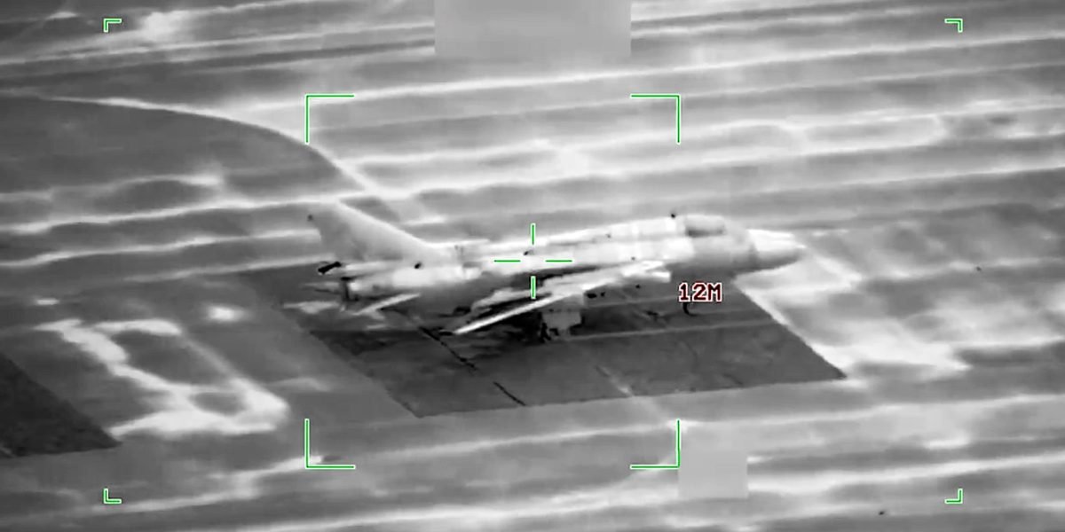 Inteligența artificială redefinește războiul: algoritmi în locul deciziilor umane Războiul modern se transformă rapid sub influența inteligenței artificiale, care reduce drastic timpul necesar pentru a identifica, valida și ataca o țintă