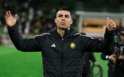 Fotbal: Cristiano Ronaldo, în cursa contra cronometru pentru Cupa Mondială Lumea fotbalului așteaptă cu sufletul la gură participarea legendarului Cristiano Ronaldo la ultima sa Cupă Mondială, care va avea loc în această vară în SUA, Canada și Mexic