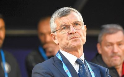 Sabău, aproape de preluarea Farului: Zicu, pe punctul de a părăsi corabia Ioan Ovidiu Sabău, fostul antrenor al Universității Cluj, se află în negocieri avansate pentru a prelua banca tehnică a Farului Constanța, echipa antrenată în prezent de Ianis Zicu