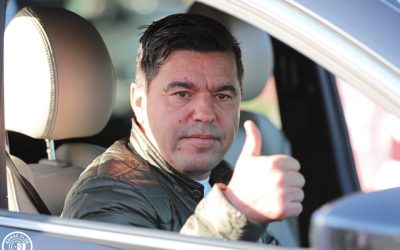 Cosmin Contra, omul momentului în fotbalul din Qatar: contract prelungit și aprecieri din partea arabilor Cosmin Contra, antrenorul român în vârstă de 50 de ani, continuă să strălucească în Qatar