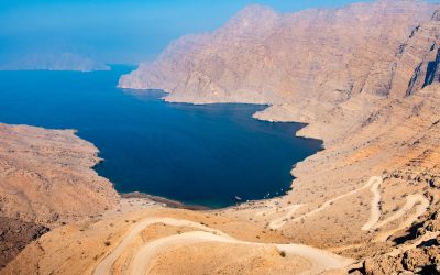 Insula Kharg, un punct nevralgic în tensiunile din Orientul Mijlociu Insula Kharg din Golful Persic a devenit o miză strategică majoră în contextul tensiunilor dintre Iran, Statele Unite și Israel