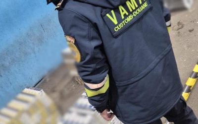 Vameșii au confiscat sute de mii de țigarete și alcool de contrabandă la frontiera de est Inspectorii vamali au intensificat controalele la frontierele de est și nord-est ale României, rezultatul fiind confiscarea a sute de mii de țigarete și a sute de litri de alcool de contrabandă