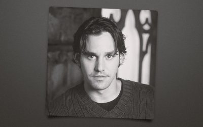 Vedeta din buffy, vânătoarea de vampiri, avea 54 de ani