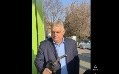 Orbán promite prețuri stabile la combustibil, dar doar pentru unguri, în plină campanie electorală Premierul ungar Viktor Orbán, aflat în plină campanie electorală, a promis că prețul combustibilului va rămâne „stabil” pentru cetățenii maghiari