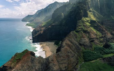 Vremea în Kauai: Vânt puternic și șanse de ploaie în majoritatea zonelor Insula Kauai, cunoscută pentru peisajele sale spectaculoase, se pregătește pentru o săptămână cu vânt puternic și șanse de ploaie, conform prognozelor meteorologice