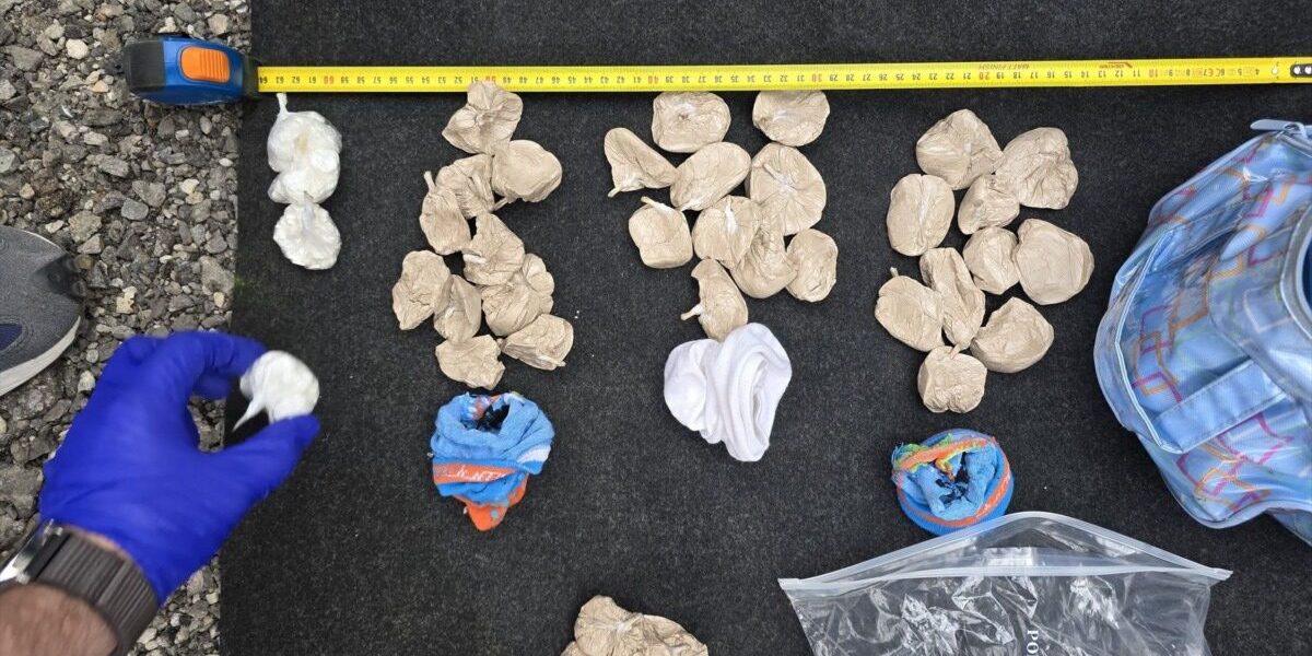 Trafic de droguri în bihor: 9 tineri arestați, inclusiv elevi clienți